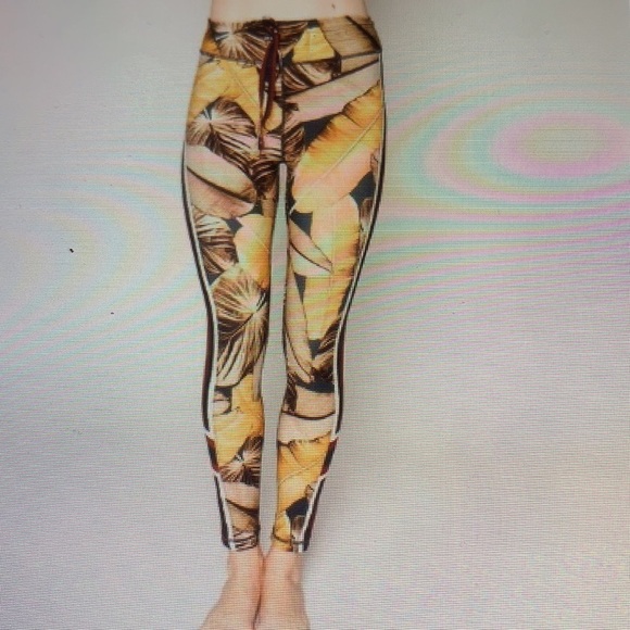 The Upside HR Tropical Leaves Print Leggings 4 - Picture 2 of 10